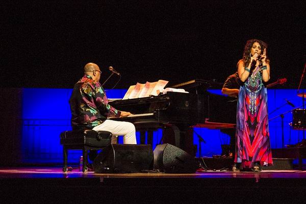 Chucho Valdés y Patricia Sosa en concierto para dos. Foto: Alejandro Rojas Chucho Valdés y Patricia Sosa en concierto para dos. Foto: Alejandro Rojas